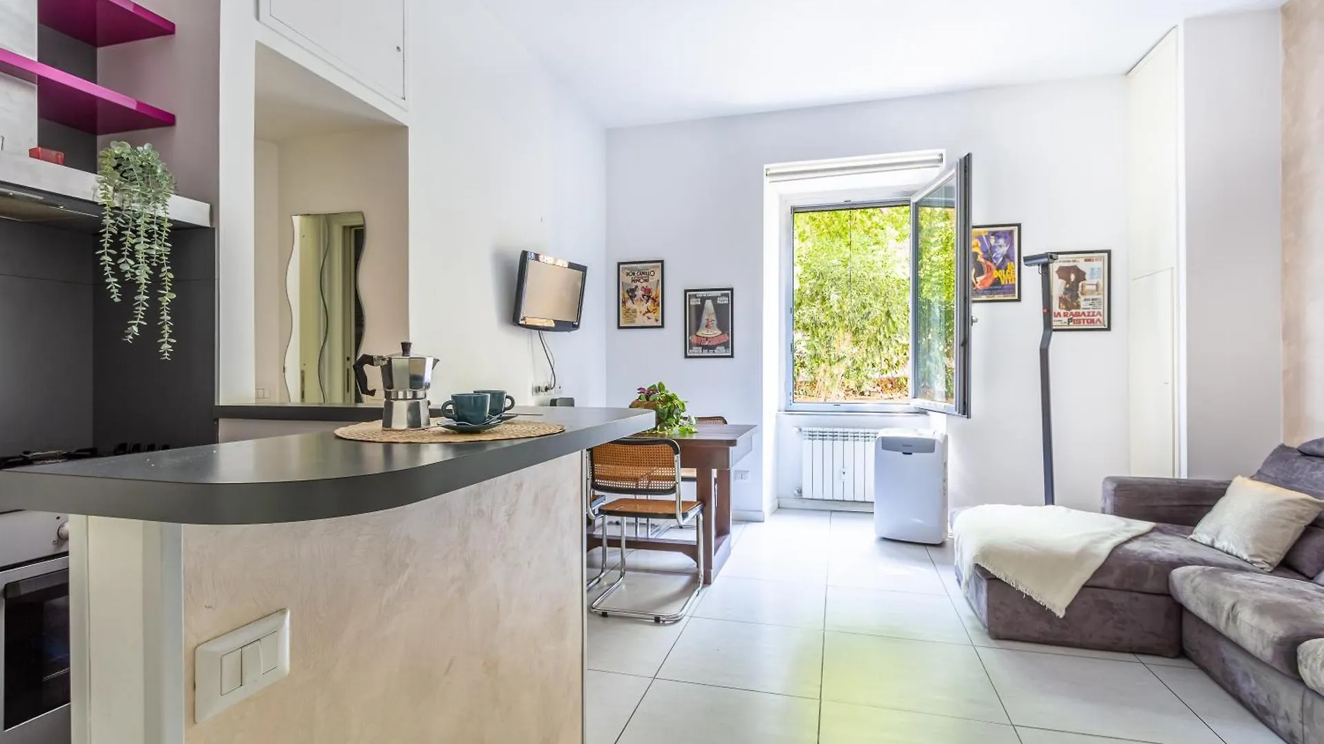 Iflat Peaceful And Intimate Refuge In Trastevere Rome