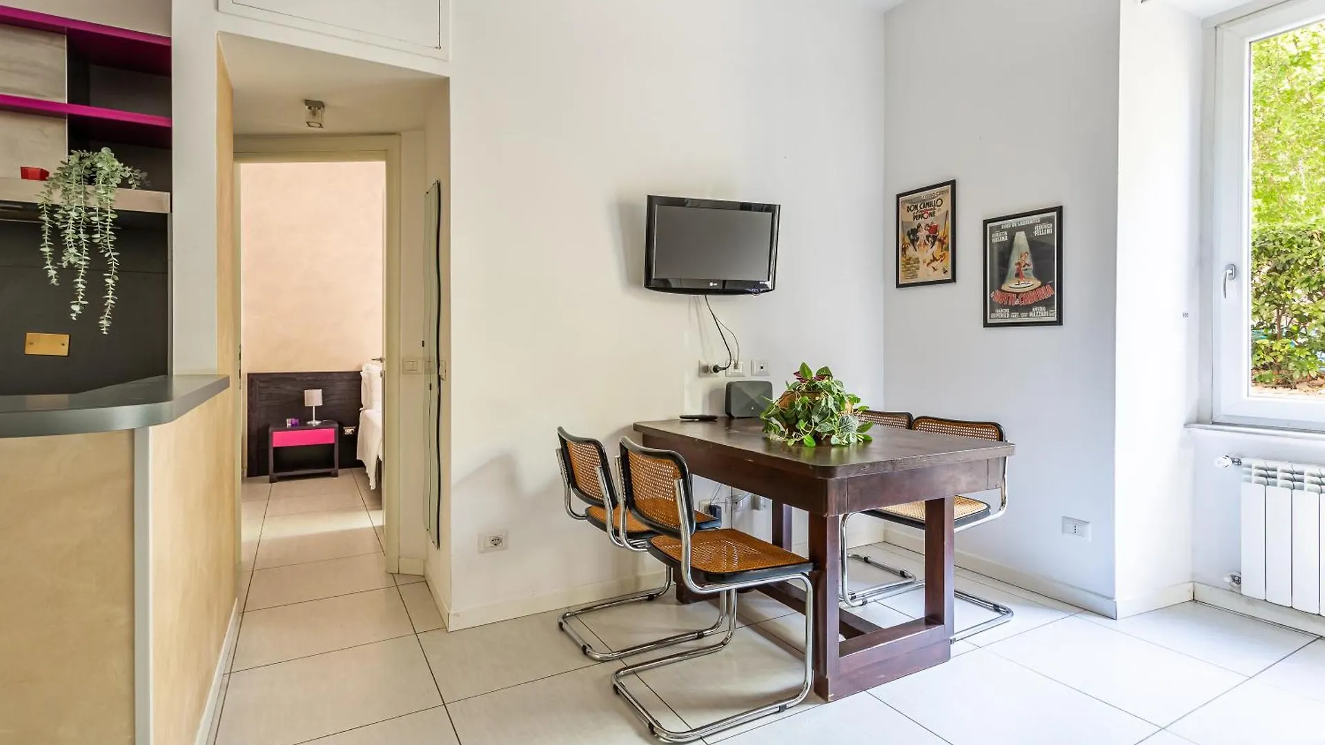 Iflat Peaceful And Intimate Refuge In Trastevere Rome
